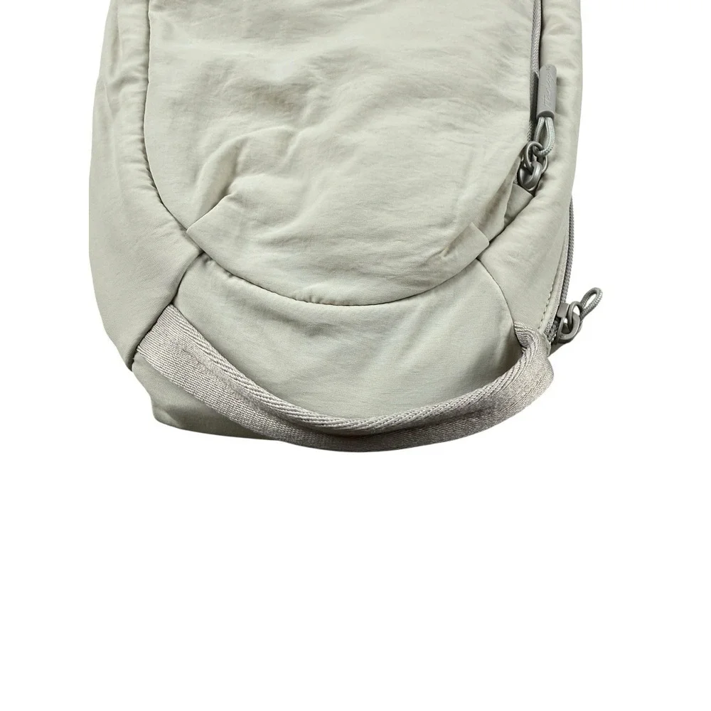 HURLEY‎ Sling Backpack Crossbody One Size Light Gray Nylon WA7409